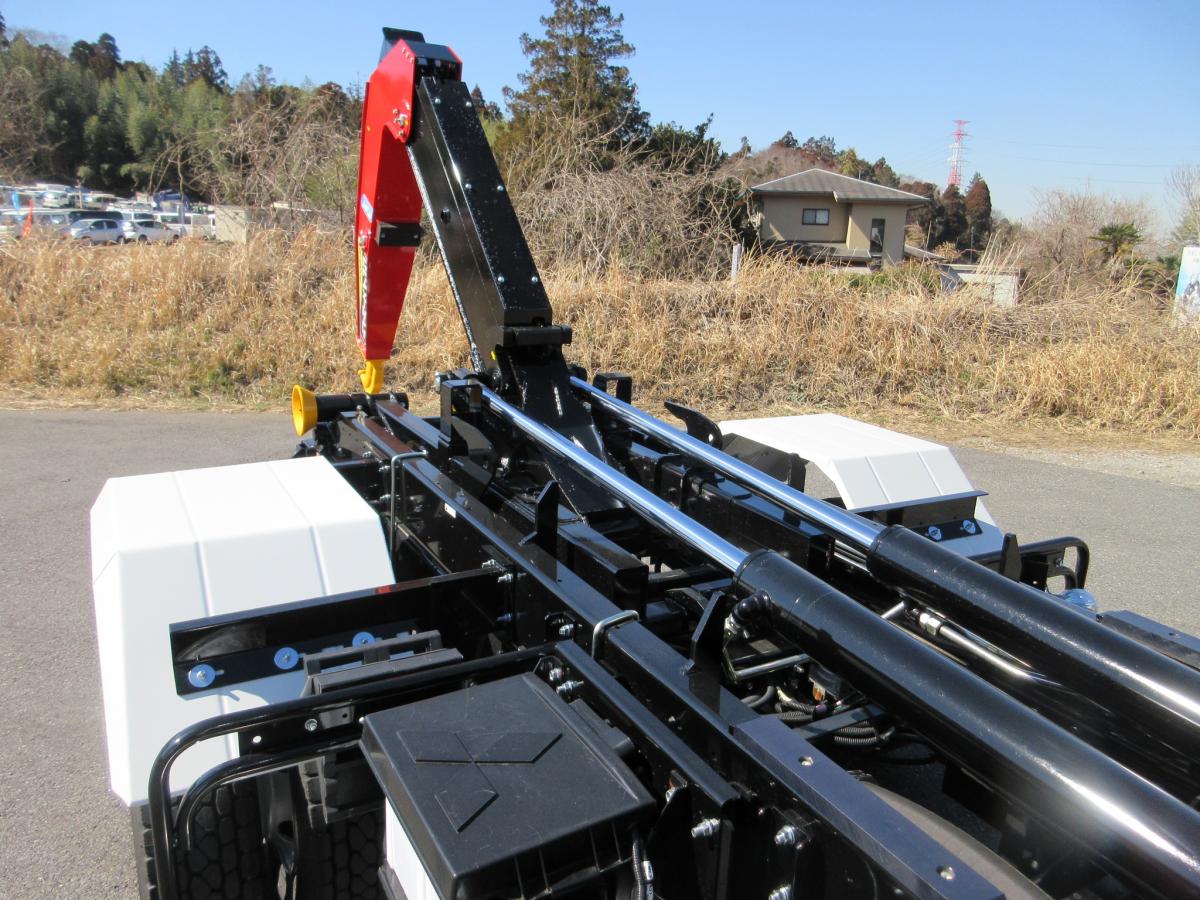 脱着装置付コンテナ専用車 極東製 フックロール ファイター|中古トラックの販売・買取・査定のアイナビ