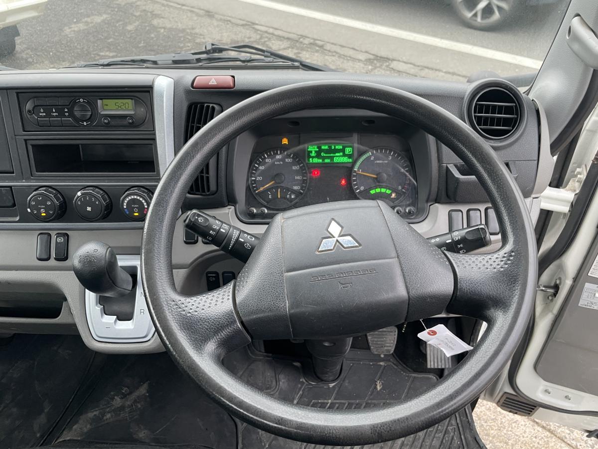 H29 キャンター　2t　標準ロング　荷台鉄板張り|中古トラックの販売・買取・査定のアイナビ