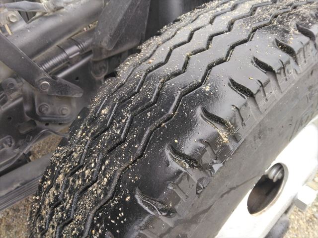 H21年 日野デュトロ3t低床ダンプ|中古トラックの販売・買取・査定のアイナビ