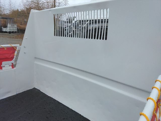 H21年 日野デュトロ3t低床ダンプ|中古トラックの販売・買取・査定のアイナビ