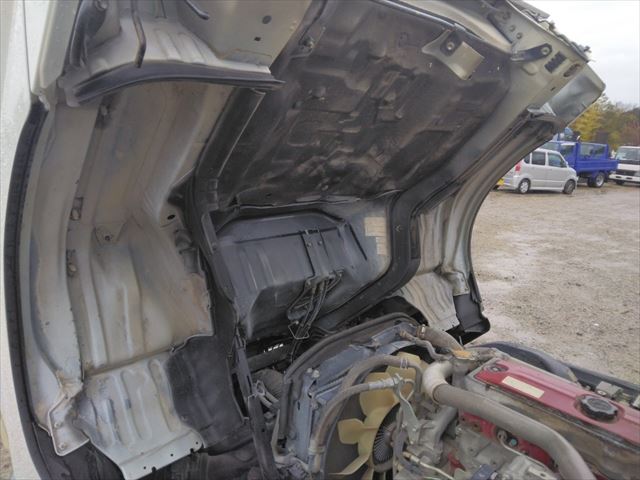 H21年 日野デュトロ3t低床ダンプ|中古トラックの販売・買取・査定のアイナビ