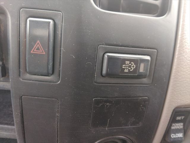 H21年 日野デュトロ3t低床ダンプ|中古トラックの販売・買取・査定のアイナビ