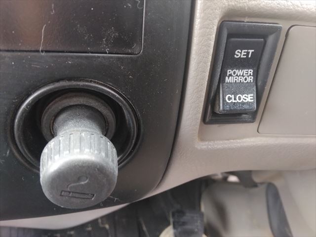 H21年 日野デュトロ3t低床ダンプ|中古トラックの販売・買取・査定のアイナビ