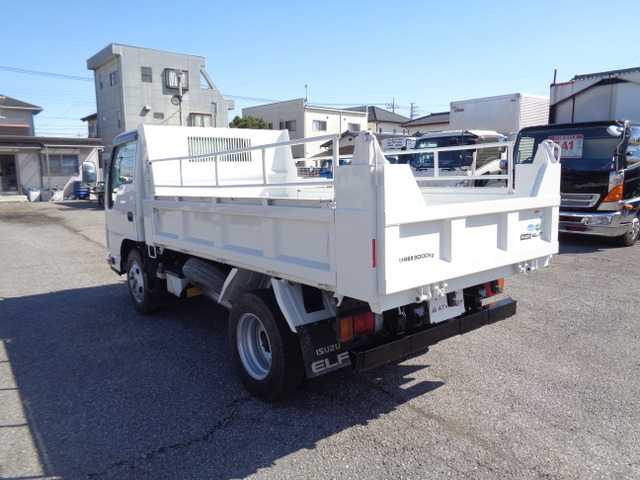 H.30年いすゞエルフダンプ高床3tコボレーン中間ピン|中古トラックの販売・買取・査定のアイナビ