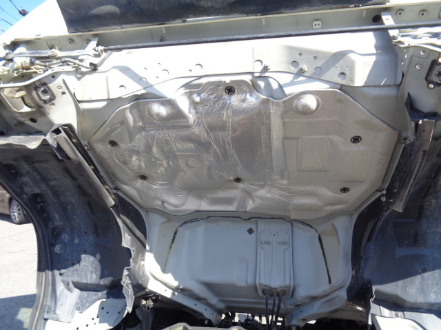 H.30年いすゞエルフダンプ高床3tコボレーン中間ピン|中古トラックの販売・買取・査定のアイナビ