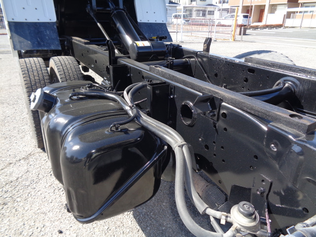 H.30年いすゞエルフダンプ高床3tコボレーン中間ピン|中古トラックの販売・買取・査定のアイナビ