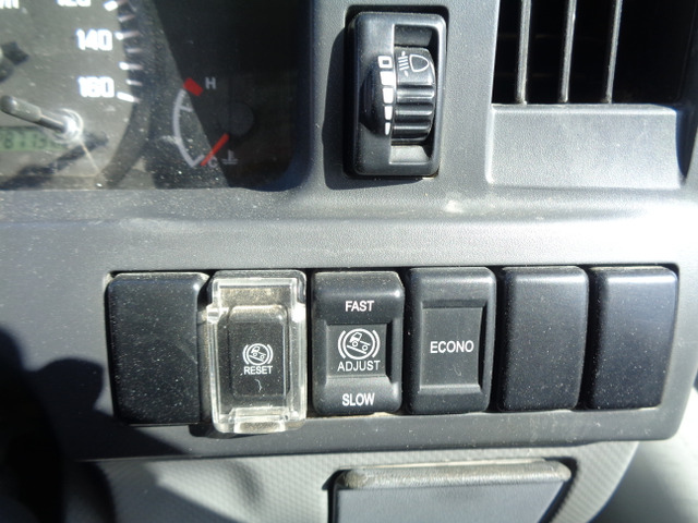 H.30年いすゞエルフダンプ高床3tコボレーン中間ピン|中古トラックの販売・買取・査定のアイナビ