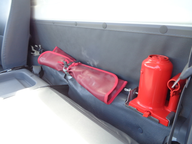 H.30年いすゞエルフダンプ高床3tコボレーン中間ピン|中古トラックの販売・買取・査定のアイナビ