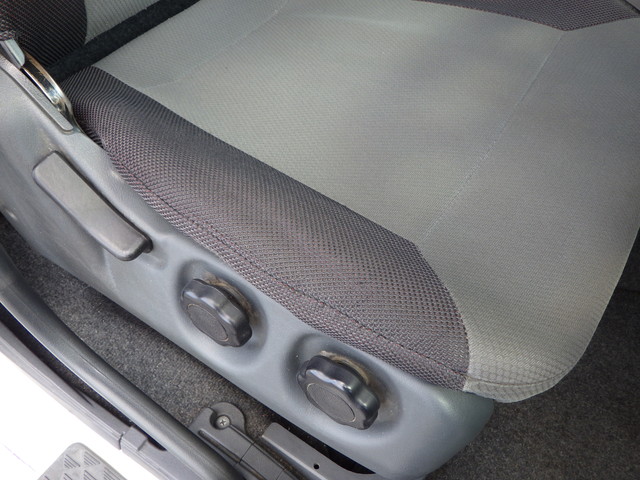 三菱QKG-FV60VJRWヘッド10t超|中古トラックの販売・買取・査定のアイナビ