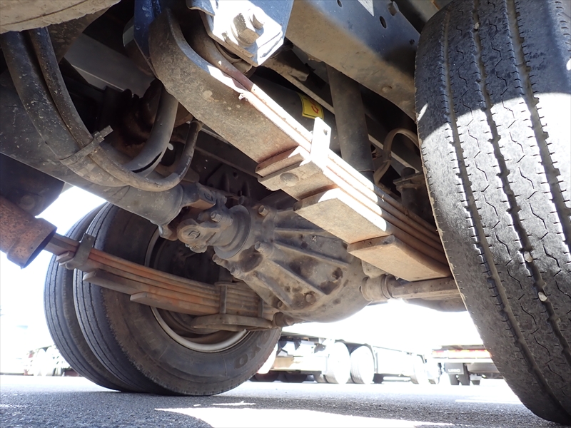 【350568】いすゞ エルフ 強化土砂ダンプ三方開|中古トラックの販売・買取・査定のアイナビ