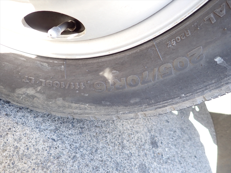 【350568】いすゞ エルフ 強化土砂ダンプ三方開|中古トラックの販売・買取・査定のアイナビ