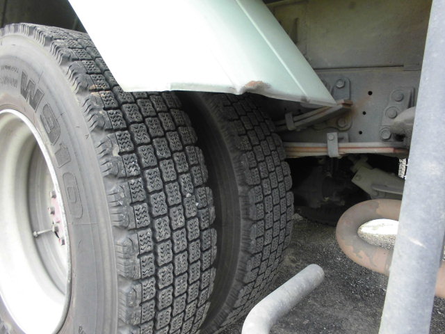 4T パッカー車 プレス式 塵芥車 積載量1.9T 8立米サイズ|中古トラックの販売・買取・査定のアイナビ