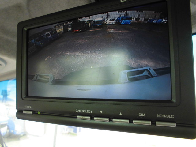 4T パッカー車 プレス式 塵芥車 積載量1.9T 8立米サイズ|中古トラックの販売・買取・査定のアイナビ