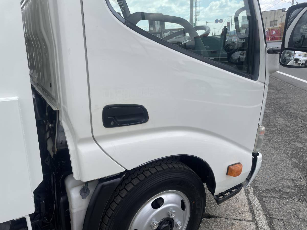 H26デュトロ 3tダンプ|中古トラックの販売・買取・査定のアイナビ