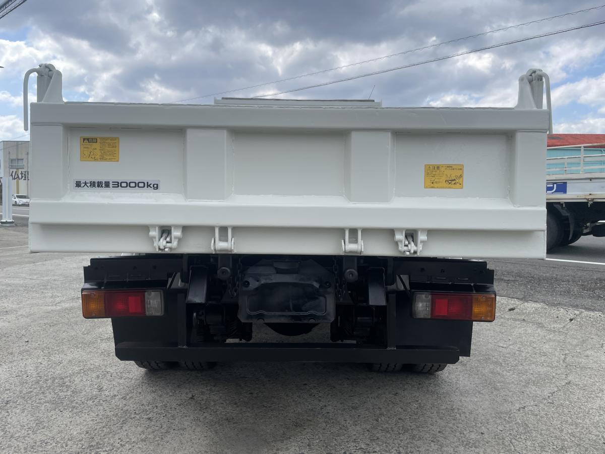 H26デュトロ 3tダンプ|中古トラックの販売・買取・査定のアイナビ