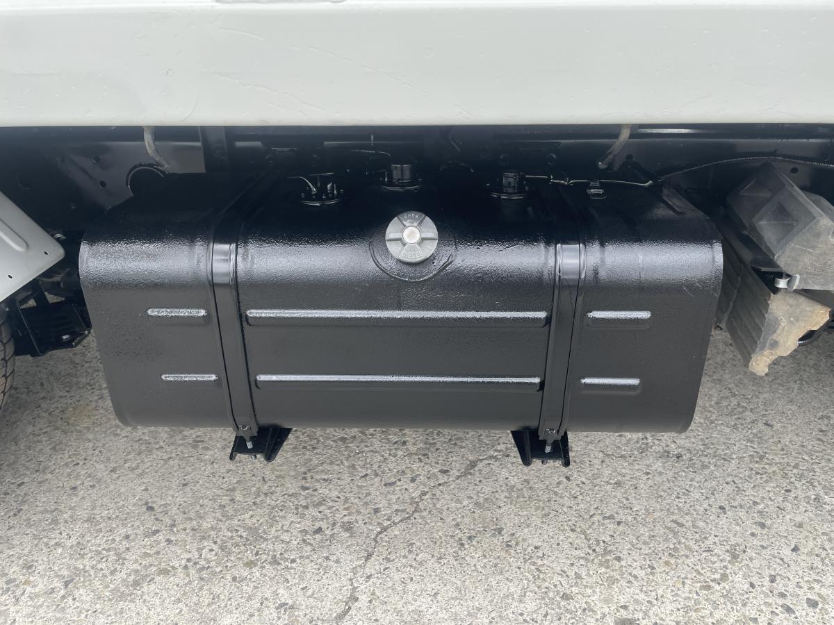 H26デュトロ 3tダンプ|中古トラックの販売・買取・査定のアイナビ