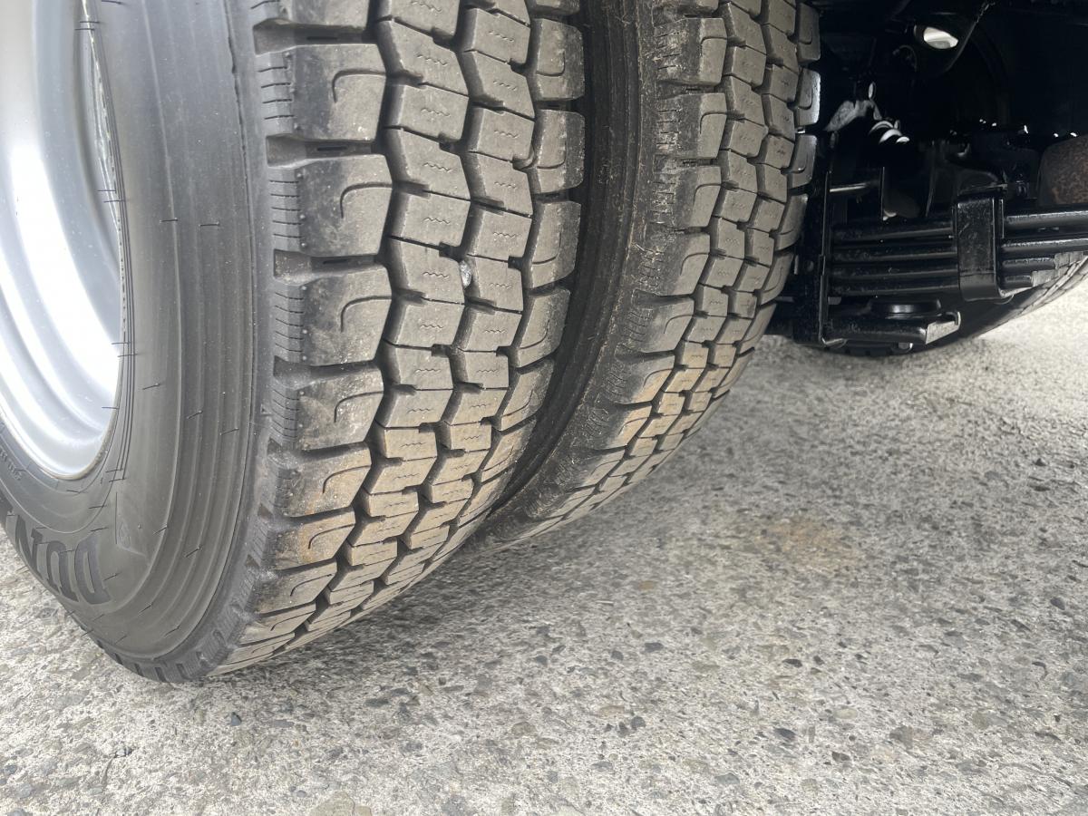 H26デュトロ 3tダンプ|中古トラックの販売・買取・査定のアイナビ