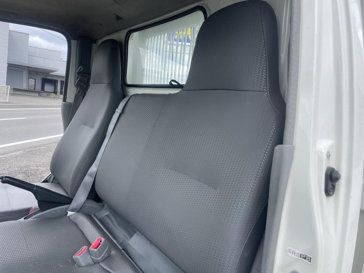 H26デュトロ 3tダンプ|中古トラックの販売・買取・査定のアイナビ