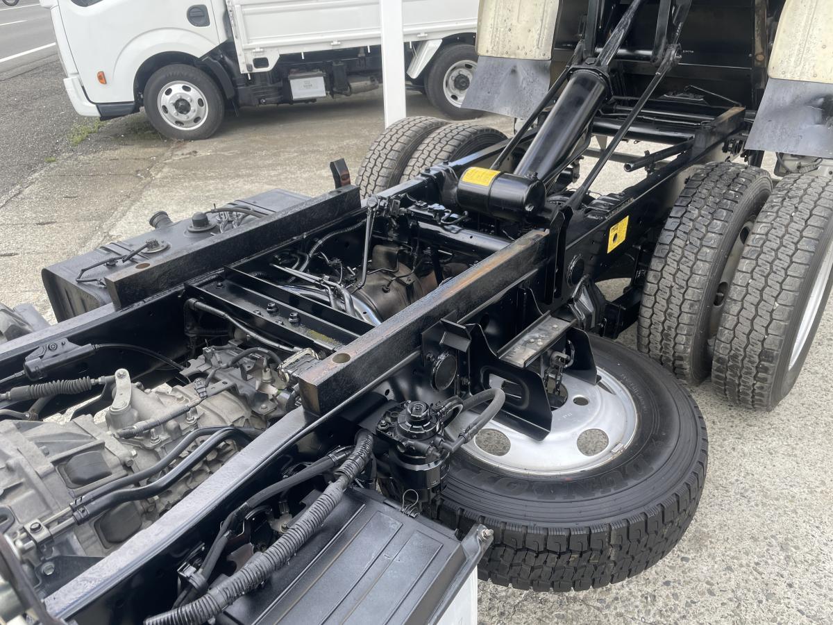 H26デュトロ 3tダンプ|中古トラックの販売・買取・査定のアイナビ