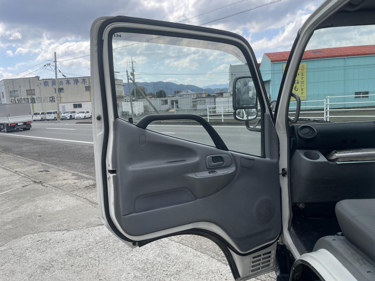 H26デュトロ 3tダンプ|中古トラックの販売・買取・査定のアイナビ