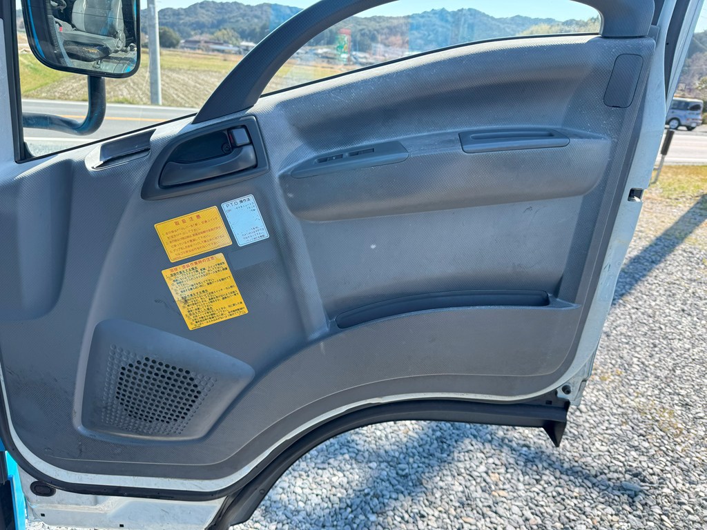 平成25年式☆いすゞエルフ 6㎥プレス式パッカー車|中古トラックの販売・買取・査定のアイナビ