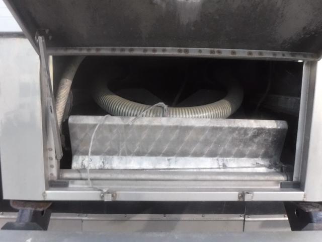 日野プロフィア活魚運搬車|中古トラックの販売・買取・査定のアイナビ