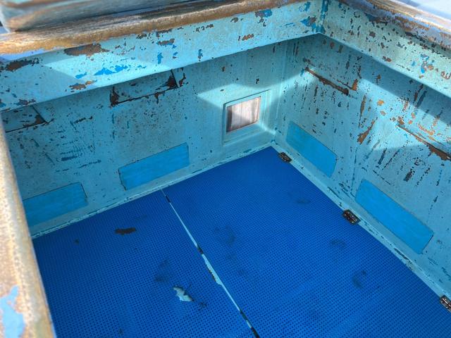 日野プロフィア活魚運搬車|中古トラックの販売・買取・査定のアイナビ