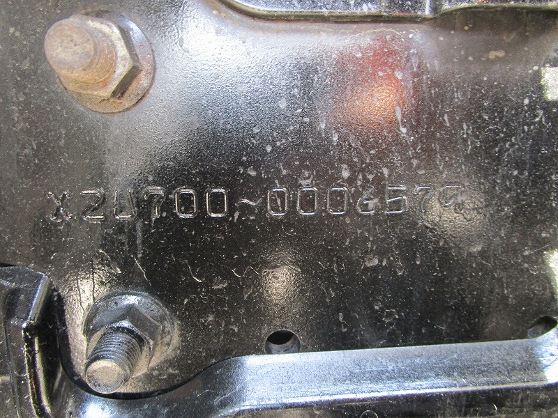 4t散水車・酒井重工業製前後散水・PTO式|中古トラックの販売・買取・査定のアイナビ