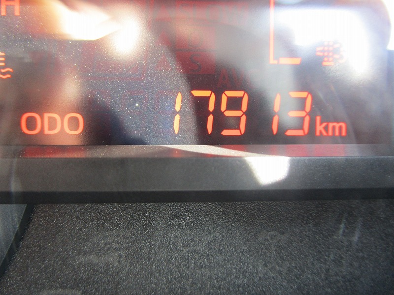 4t散水車・酒井重工業製前後散水・PTO式|中古トラックの販売・買取・査定のアイナビ