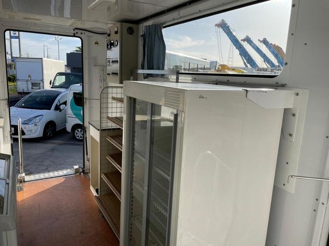 エルフ 移動販売車|中古トラックの販売・買取・査定のアイナビ