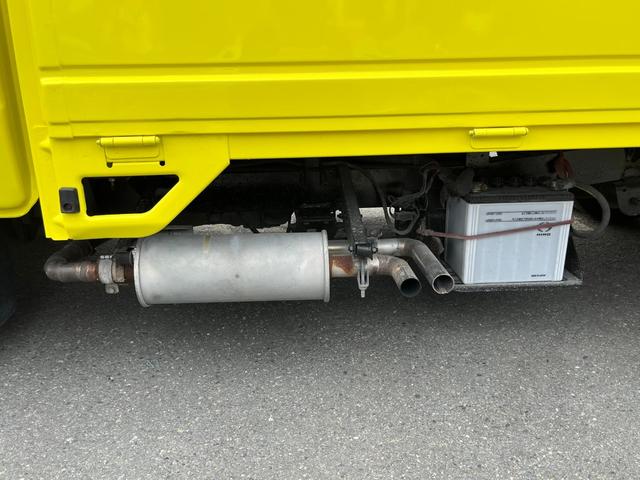 ニッサンバネット平ボディ|中古トラックの販売・買取・査定のアイナビ