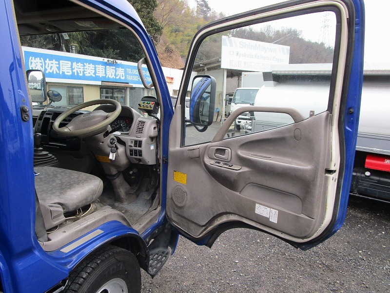2tプレス式パッカー|中古トラックの販売・買取・査定のアイナビ
