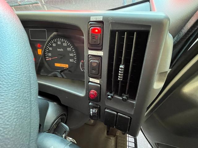 エルフトラック 移動販売車|中古トラックの販売・買取・査定のアイナビ