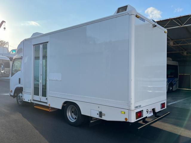 エルフトラック 移動販売車|中古トラックの販売・買取・査定のアイナビ