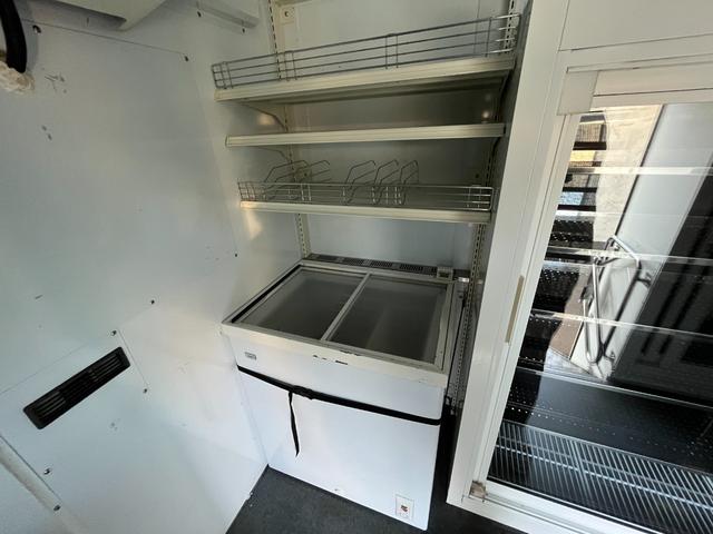 エルフトラック 移動販売車|中古トラックの販売・買取・査定のアイナビ