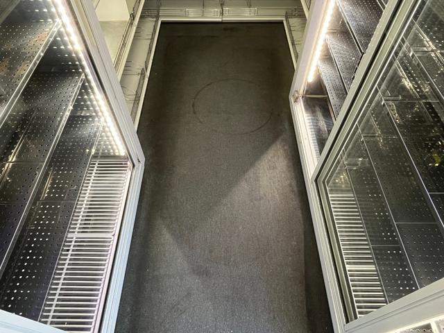 エルフトラック 移動販売車|中古トラックの販売・買取・査定のアイナビ