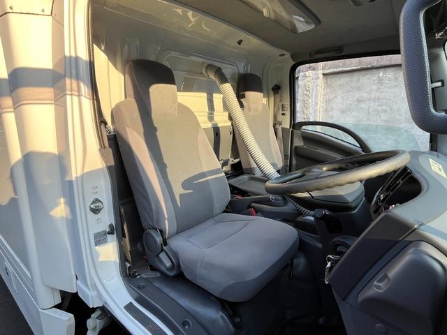 エルフトラック 移動販売車|中古トラックの販売・買取・査定のアイナビ