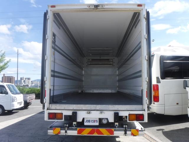 ヒノレンジャー冷蔵冷凍車|中古トラックの販売・買取・査定のアイナビ