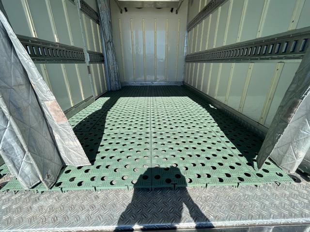 エルフトラック 冷蔵冷凍車|中古トラックの販売・買取・査定のアイナビ