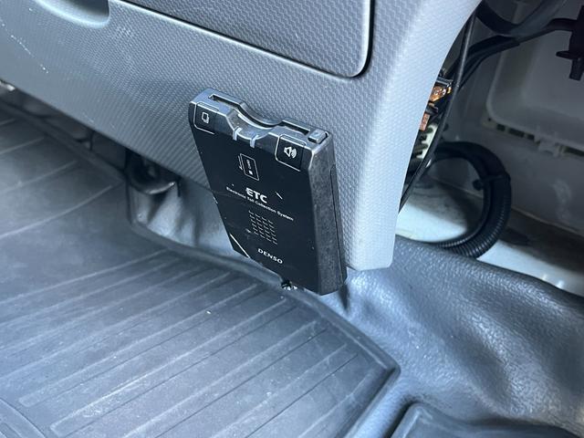 エルフトラック 冷蔵冷凍車|中古トラックの販売・買取・査定のアイナビ