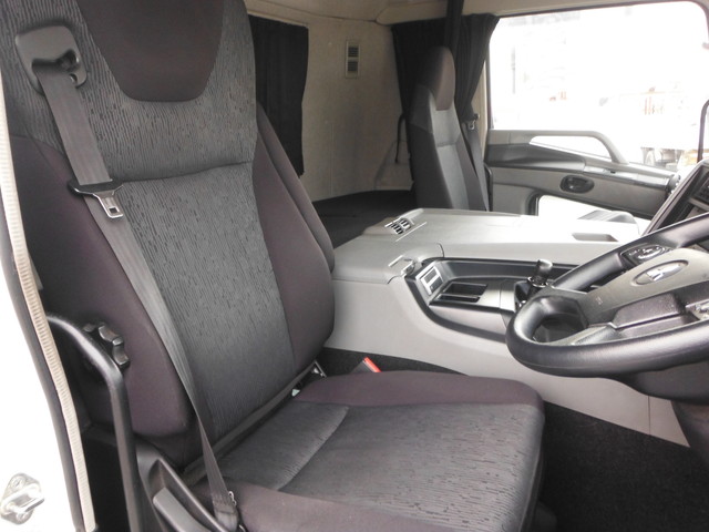 三菱2PG-FU74HZアルミウィング10t超|中古トラックの販売・買取・査定のアイナビ