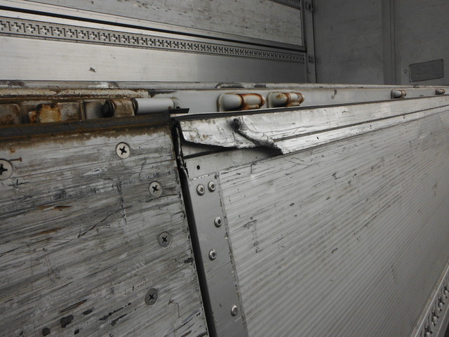 三菱2PG-FU74HZアルミウィング10t超|中古トラックの販売・買取・査定のアイナビ