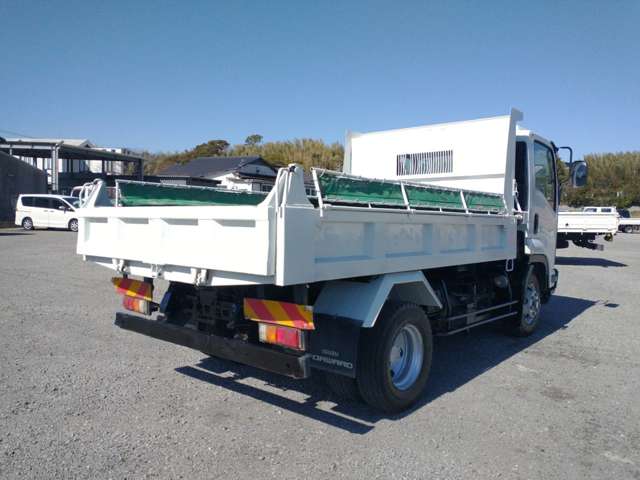 いすゞフォワード 4トンダンプ 後期型 コボレーン 中間ピン|中古トラックの販売・買取・査定のアイナビ