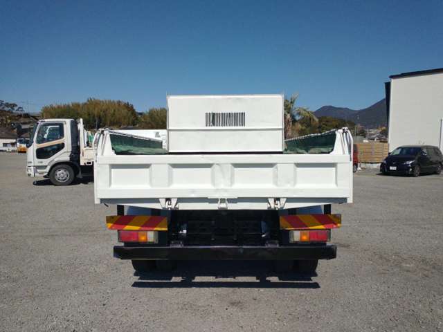 いすゞフォワード 4トンダンプ 後期型 コボレーン 中間ピン|中古トラックの販売・買取・査定のアイナビ