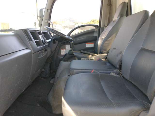 いすゞフォワード 4トンダンプ 後期型 コボレーン 中間ピン|中古トラックの販売・買取・査定のアイナビ