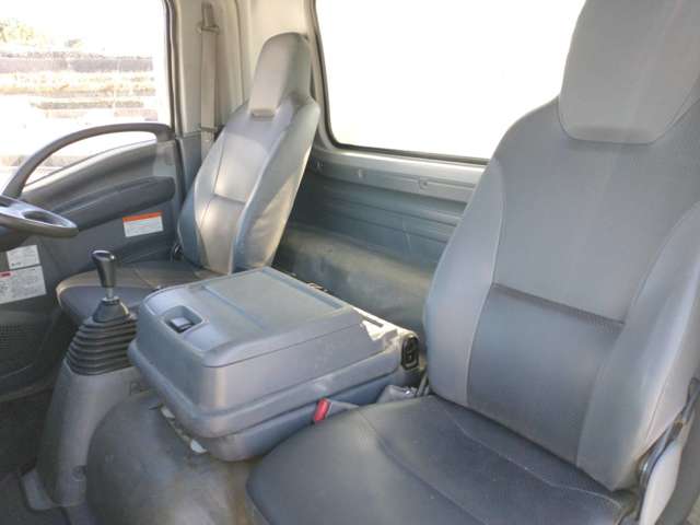 いすゞフォワード 4トンダンプ 後期型 コボレーン 中間ピン|中古トラックの販売・買取・査定のアイナビ