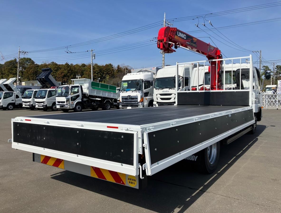 ☆未使用車 増トン クレーン ユニック ワイド 6.2mカット|中古トラックの販売・買取・査定のアイナビ