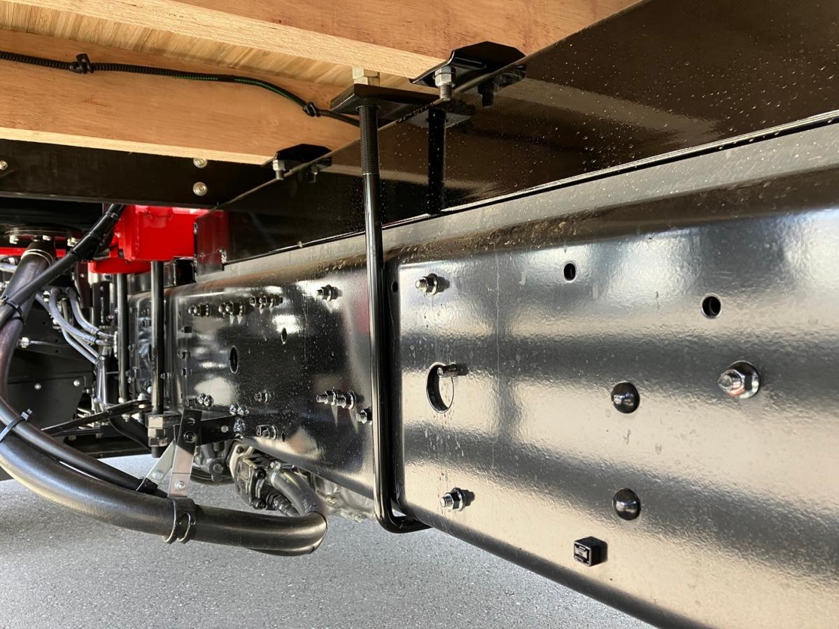 ☆未使用車 増トン クレーン ユニック 標準幅 6.7mカット|中古トラックの販売・買取・査定のアイナビ