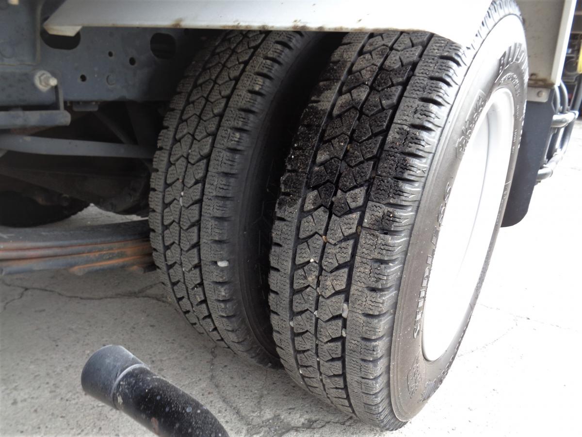 アトラス1.3tパネルバン 走行5万km台 ディーゼルターボ|中古トラックの販売・買取・査定のアイナビ