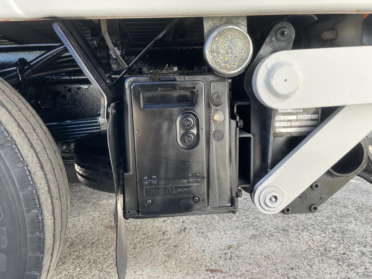 H17トヨエース Wキャブ アーム式パワーゲート ウインチ付|中古トラックの販売・買取・査定のアイナビ